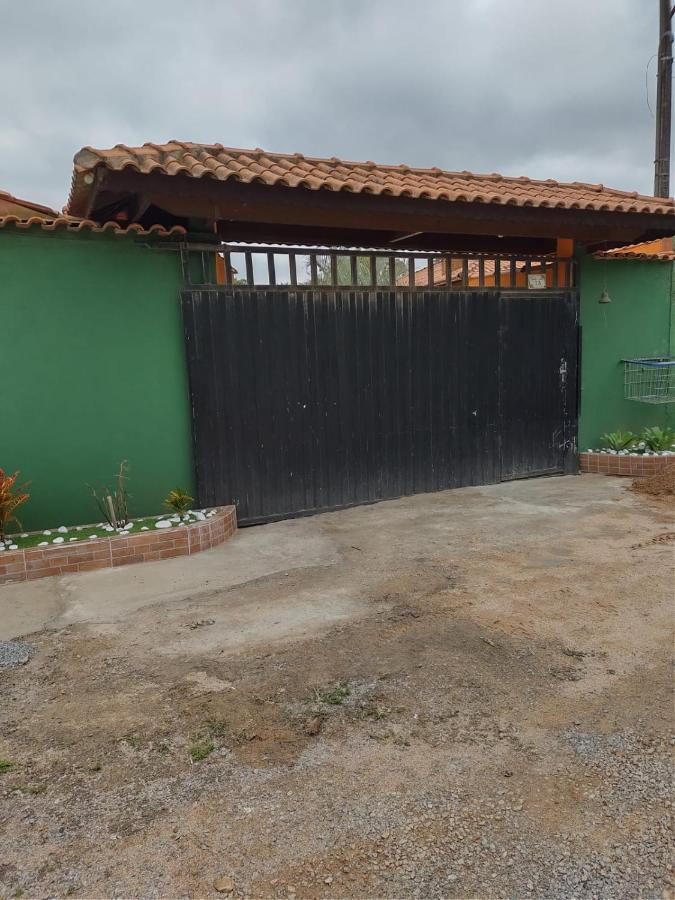 Chacara Bella Vida Com Piscina Churrasqueira Salao De Festas Fogao A Lenha Quadra Aracariguama Exterior foto